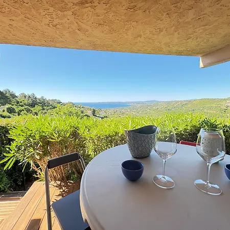 Is110-306 Vue La Corniche Des Issambres 4 Pers Piscine Et Parking Les Issambres