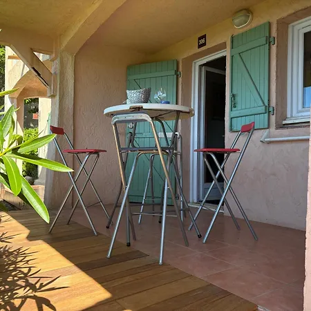 Is110-306 Vue La Corniche Des Issambres 4 Pers Piscine Et Parking Apartment