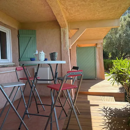 Apartment Is110-306 Vue La Corniche Des Issambres 4 Pers Piscine Et Parking